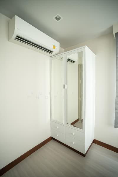 Life Ladprao, Bangkok, 992 Ladprao Road, Jom Phon, Chatuchak, Bangkok, 2 Bedrooms, 52 sqm, Condo For Rent, by Auttika Phormtong, 500281325 - DDproperty.com
