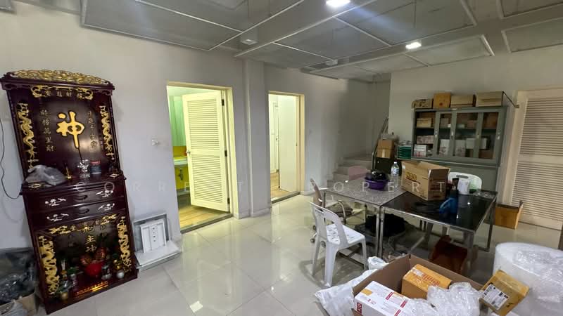 อาคารพาณิชย์ ทำเลบนถนนคู้บอน, กรุงเทพ, รามอินทรา, คันนายาว, กรุงเทพ, 560 ตร.ม., สำนักงาน ให้เช่า, โดย Correct Property, 500281411 - DDproperty.com