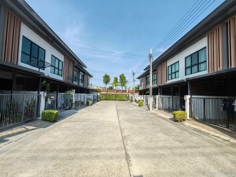 Premium Time Home Suanluang Rama 9 : พรีเมี่ยม ไทม์โฮม สวนหลวง ร.9, กรุงเทพ, ถนนเฉลิมพระเกียรติ ร.9 ซอย47, หนองบอน, ประเวศ, กรุงเทพ, 140 ตร.ม., ทาวน์เฮ้าส์ ขาย, โดย visutchai jitpimolmas, 500281417 - DDproperty.com