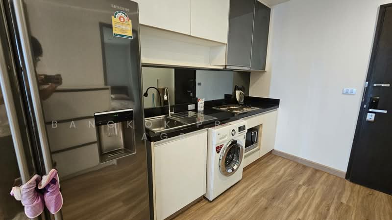 Sky Walk Residences, Bangkok, 1599 Sukhumvit Road, Phra Kanong Nua, Watthana, Bangkok, 2 Bedrooms, 60 sqm, Condo For Rent, by BANGKOK PROPERTY AGENTS, 500281460 - DDproperty.com
