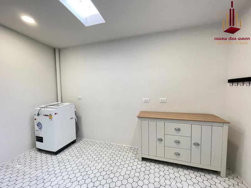 Altitude Kraf Bangna, Samut Prakan, 159 Moo 12, Liap Klong Luang Phaeng Road, Bang Kaeo, Bang Plee, Samut Prakan, 3 Bedrooms, 132 sqm, Townhouse For Rent, by JSA REAL ESTATE, 500281465 - DDproperty.com
