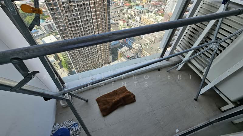 Sky Walk Residences, Bangkok, 1599 Sukhumvit Road, Phra Kanong Nua, Watthana, Bangkok, 1 Bedroom, 52 sqm, Condo For Rent, by BANGKOK PROPERTY AGENTS, 500281466 - DDproperty.com
