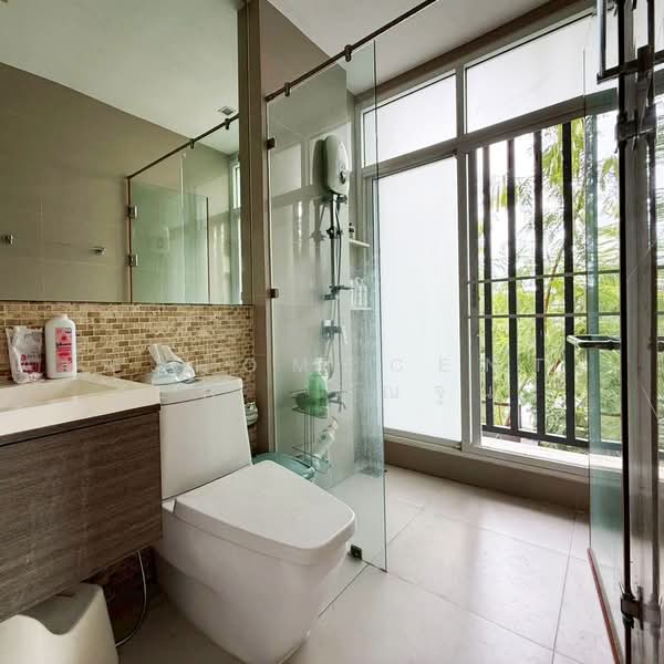 ปัญญาอินทรา P4, Bangkok, Bang Chun, Khlong Sam Wa, Bangkok, 4 Bedrooms, 350 sqm, Single Detached House For Sale, by AJHOMECENTER -คุณจูน, 500281469 - DDproperty.com