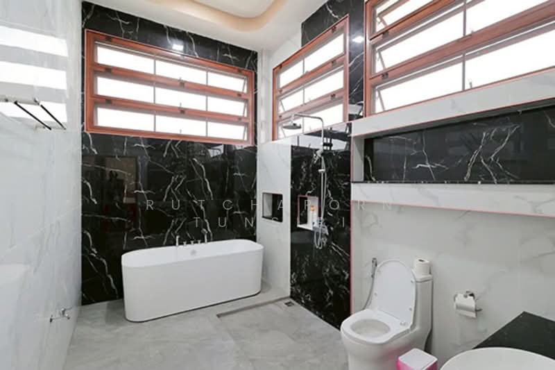 Pool Villa ให้เช่า – ใกล้เซ็นทรัลเฟสติวัล เพียง 10 นาที ค่าเช่า 80,000 บาท / เดือน No.6P007, เชียงใหม่, สันพระเนตร, สันทราย, เชียงใหม่, 200 ตร.ม., บ้านเดี่ยว ให้เช่า, โดย Rutchaporn Tunsiri, 500281498 - DDproperty.com
