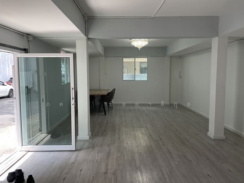 ซอย สาธรใต้, Bangkok, สาธรใต้, Chong Nonsi, Yan Nawa, Bangkok, 1 Bedroom, 180 sqm, Single Detached House For Rent, by ภคธร ชัยผาติกุล, 500281513 - DDproperty.com