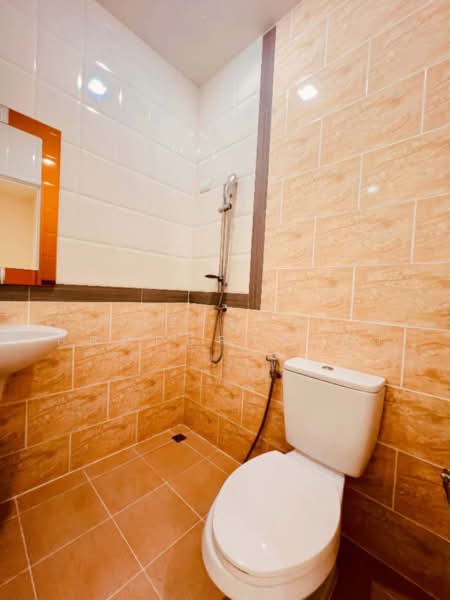 Golden Town Wongsawang-Ratchada, Nonthaburi, Pibulsongkram Road, Bang Khen, Muang Nonthaburi, Nonthaburi, 4 Bedrooms, 100 sqm, Townhouse For Sale, by The Best Property นิว, 500281520 - DDproperty.com