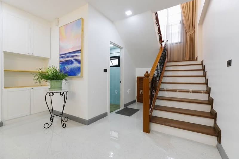 Chiang Mai Lakeland, Chiang Mai, คลองชลประทาน, Su Thep, Muang Chiang Mai, Chiang Mai, 5 Bedrooms, 270 sqm, Single Detached House For Sale, by หทัยรัตน์ จรัสอุไรสิน, 500281534 - DDproperty.com