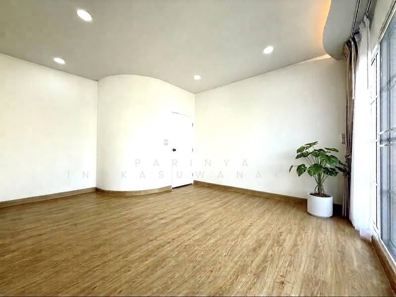 จรัญ 46 บางพลัด, Bangkok, Bang Yi Khan, Bang Phlat, Bangkok, 3 Bedrooms, 150 sqm, Townhouse For Sale, by Parinya Ingkasuwanakul, 500281547 - DDproperty.com