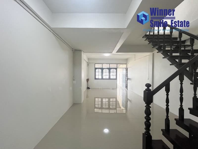 หมู่บ้านไพโรจน์ บางนา, กรุงเทพ, บางนาเหนือ, บางนา, กรุงเทพ, 100 ตร.ม., ทาวน์เฮ้าส์ ขาย, โดย ภัทรพรรณ บุหงาเกษมสุข, 500281559 - DDproperty.com
