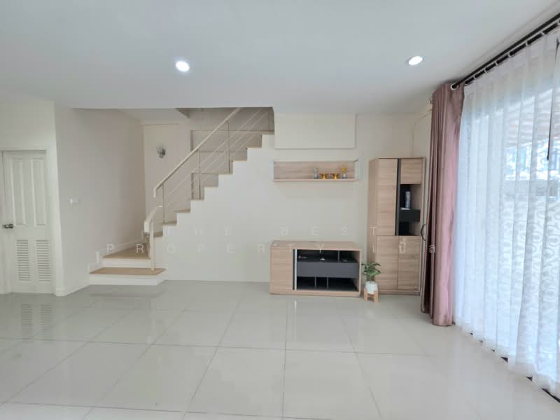 เดอะเซ็นทรัล 3 อัสสัมชัญ-ศรีราชา, Chon Buri (Pattaya), Surasak, Si Racha, Chon Buri (Pattaya), 2 Bedrooms, 100 sqm, Townhouse For Sale, by The Best Property เปิ้ล, 500281565 - DDproperty.com