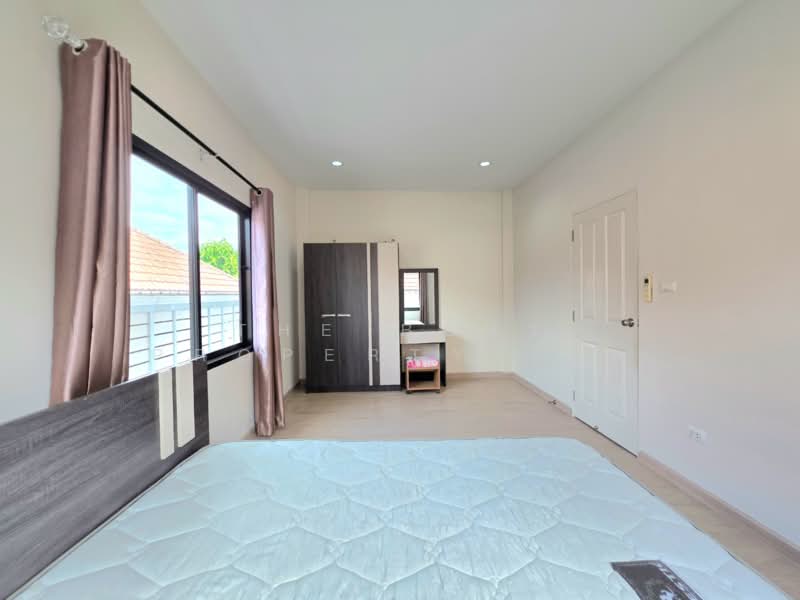 เดอะเซ็นทรัล 3 อัสสัมชัญ-ศรีราชา, Chon Buri (Pattaya), Surasak, Si Racha, Chon Buri (Pattaya), 2 Bedrooms, 100 sqm, Townhouse For Sale, by The Best Property เปิ้ล, 500281565 - DDproperty.com