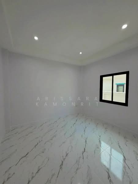 Single House for Sale, Chon Buri (Pattaya), Poong, Bang Lamung (Pattaya), Chon Buri (Pattaya), 3 Bedrooms, 250 sqm, Single Detached House For Sale, by Arissara Kamonrit, 500281592 - DDproperty.com