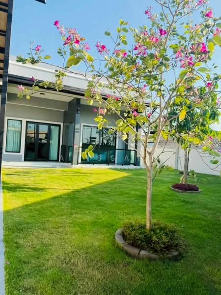 Single House for Sale, Pong – Huai Yai Muk, Chon Buri (Pattaya), Poong, Bang Lamung (Pattaya), Chon Buri (Pattaya), 3 Bedrooms, 412 sqm, Single Detached House For Sale, by Arissara Kamonrit, 500281636 - DDproperty.com