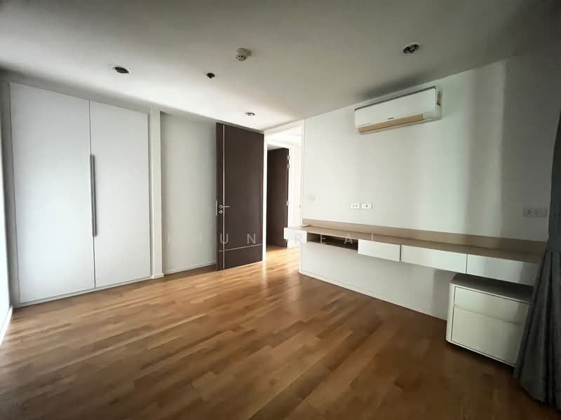 15 Sukhumvit Residences, Bangkok, Soi Sukhumvit 15, Khlongtoei Nua, Watthana, Bangkok, 3 Bedrooms, 137 sqm, Condo For Rent, by Khun Real, 500281637 - DDproperty.com