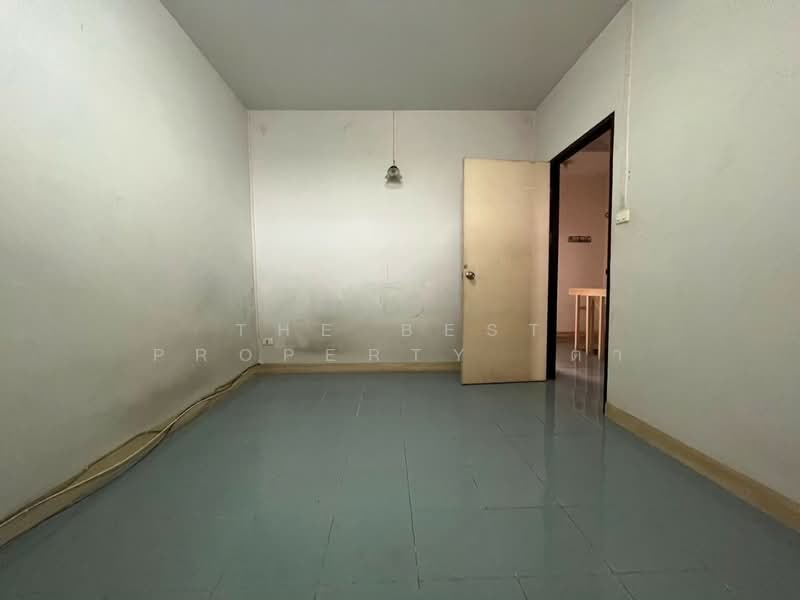 หมู่บ้านเทพนครทาวน์ เทพารักษ์ กม.4 (ศรีสมิตร), Samut Prakan, Bang Mueng, Muang Samut Prakarn, Samut Prakan, 4 Bedrooms, 120 sqm, Townhouse For Sale, by The Best Property  ตา, 500281647 - DDproperty.com