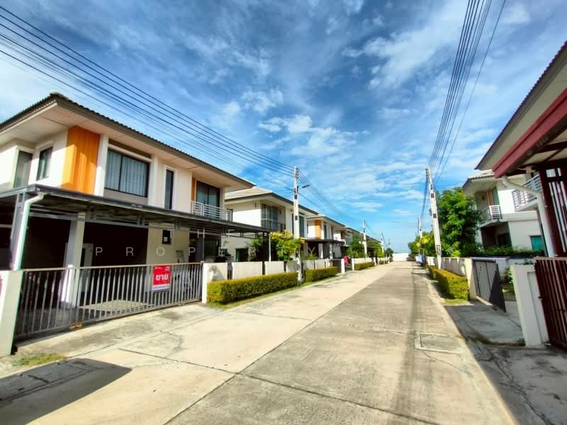 หมู่บ้านเดอะทรัสต์ บ้านโพธิ์ (The Trust Banpho), Chachoengsao, Khlong Prawet, Ban Pho, Chachoengsao, 3 Bedrooms, 105 sqm, Semi-Detached House (Twin House) For Sale, by The Best Property   กุ้ง, 500281660 - DDproperty.com