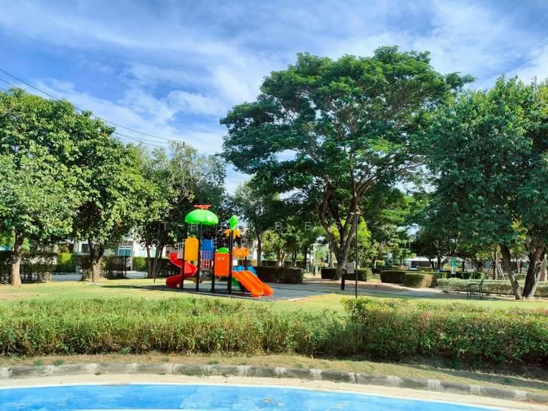 หมู่บ้านเดอะทรัสต์ บ้านโพธิ์ (The Trust Banpho), Chachoengsao, Khlong Prawet, Ban Pho, Chachoengsao, 3 Bedrooms, 105 sqm, Semi-Detached House (Twin House) For Sale, by The Best Property   กุ้ง, 500281660 - DDproperty.com
