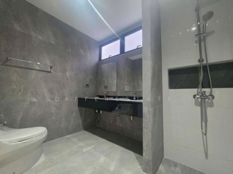 Feel Town Lat Phrao 101, Bangkok, ลาดพร้าว, Khlong Chaokhun Sing, Wang Thonglang, Bangkok, 4 Bedrooms, 270 sqm, Single Detached House For Sale, by DifferEstate, 500281687 - DDproperty.com