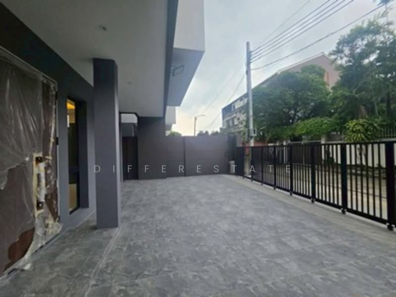 Feel Town Lat Phrao 101, Bangkok, ลาดพร้าว, Khlong Chaokhun Sing, Wang Thonglang, Bangkok, 4 Bedrooms, 270 sqm, Single Detached House For Sale, by DifferEstate, 500281687 - DDproperty.com