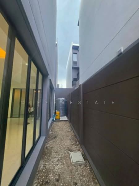 Feel Town Lat Phrao 101, Bangkok, ลาดพร้าว, Khlong Chaokhun Sing, Wang Thonglang, Bangkok, 4 Bedrooms, 270 sqm, Single Detached House For Sale, by DifferEstate, 500281687 - DDproperty.com