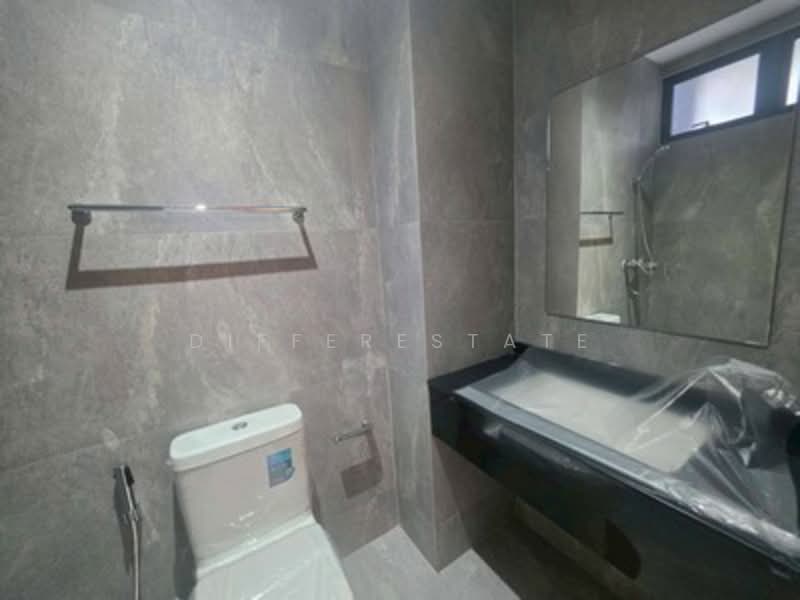 Feel Town Lat Phrao 101, Bangkok, ลาดพร้าว, Khlong Chaokhun Sing, Wang Thonglang, Bangkok, 4 Bedrooms, 270 sqm, Single Detached House For Sale, by DifferEstate, 500281687 - DDproperty.com