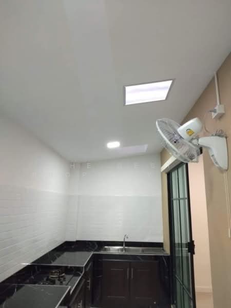 Pruksa Ville 103 Theparak, Samut Prakan, Soi S. Maneerat, Bangphli Yai, Bang Plee, Samut Prakan, 3 Bedrooms, 100 sqm, Townhouse For Sale, by The Best Property ใหม่, 500281699 - DDproperty.com