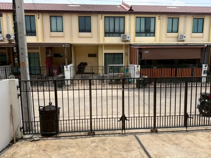 Pruksa Ville 103 Theparak, Samut Prakan, Soi S. Maneerat, Bangphli Yai, Bang Plee, Samut Prakan, 3 Bedrooms, 100 sqm, Townhouse For Sale, by The Best Property ใหม่, 500281699 - DDproperty.com
