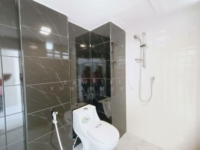 Intraview Condotown, Bangkok, Soi Phraya Suren 19, Wachira Payaban, Dusit, Bangkok, 1 Bedroom, 27 sqm, Condo For Sale, by Sawitree Khwanmuang, 500281708 - DDproperty.com