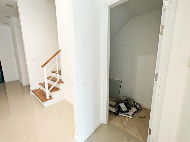 The Connect Pattanakarn 38, Bangkok, Soi Phatthanakan 38, Phatthanakan Road, Suan Luang, Suan Luang, Bangkok, 4 Bedrooms, 100 sqm, Townhouse For Sale, by The Best Property  ปุ้ยกี้, 500281723 - DDproperty.com