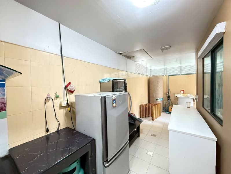 Baan Pruksa 79 Lumlukka Klong 3, Pathum Thani, Lam Luk Ka Road, Lat Sawai, Lam Luk Ka, Pathum Thani, 3 Bedrooms, 120 sqm, Townhouse For Sale, by The Best Property   แอน, 500281746 - DDproperty.com