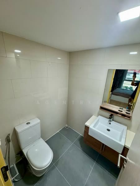 Haus 23 Ratchada-Ladprao, Bangkok, 1009 Lat Phrao Rd, Chan Kasem, Chatuchak, Bangkok, 1 Bedroom, 34 sqm, Condo For Rent, by Agentbkk, 500281762 - DDproperty.com