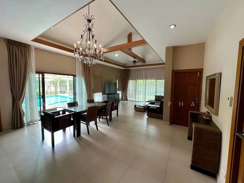 Baan Dusit Pattaya Lake, Chon Buri (Pattaya), Entrance Road, Huai Yai, Bang Lamung (Pattaya), Chon Buri (Pattaya), 3 Bedrooms, 250 sqm, Single Detached House For Sale, by Saimaii Russiphat, 500281822 - DDproperty.com