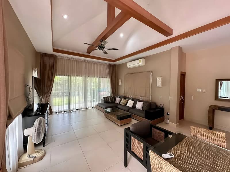 Baan Dusit Pattaya Lake, Chon Buri (Pattaya), Entrance Road, Huai Yai, Bang Lamung (Pattaya), Chon Buri (Pattaya), 3 Bedrooms, 250 sqm, Single Detached House For Sale, by Saimaii Russiphat, 500281822 - DDproperty.com