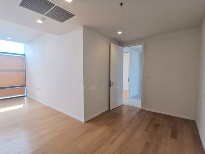 Circle Living Prototype : เซอร์เคิล ลิฟวิ่ง โปรโตไทพ์, กรุงเทพ, 1545 ถนนเพชรบุรีตัดใหม่, มักกะสัน, ราชเทวี, กรุงเทพ, 220 ตร.ม., คอนโด ขาย, โดย Nami E., 500281833 - DDproperty.com