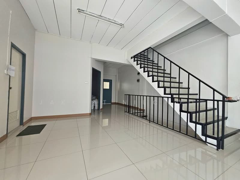อาคารพาณิชย์ เสนานิคม1 โชคชัย 4 ลาดพร้าว, Bangkok, ลาดพร้าววังหิน, Lat Phrao, Lat Phrao, Bangkok, , 250 sqm, Shophouse For Sale, by Jakkrit Nilchoo, 500281838 - DDproperty.com