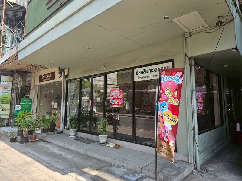 อาคารพาณิชย์ เสนานิคม1 โชคชัย 4 ลาดพร้าว, กรุงเทพ, ลาดพร้าววังหิน, ลาดพร้าว, ลาดพร้าว, กรุงเทพ, 250 ตร.ม., ตึกแถว-อาคารพาณิชย์ ขาย, โดย Jakkrit Nilchoo, 500281838 - DDproperty.com