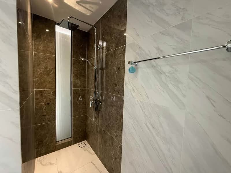 Fynn Asoke, Bangkok, 28 Sukhumvit 10 Alley, Khlong Toei, Khlong Toei, Bangkok, 2 Bedrooms, 46 sqm, Condo For Rent, by Jarunat K, 500281851 - DDproperty.com
