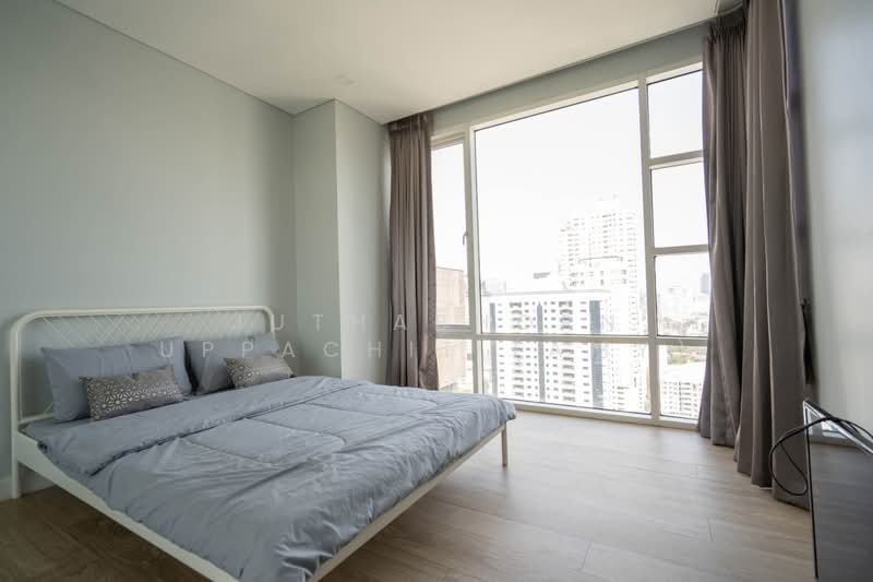Fullerton Sukhumvit, Bangkok, Sukhumvit Road, Khlong Tan Nua, Watthana, Bangkok, 3 Bedrooms, 132 sqm, Condo For Rent, by Juthabhorn Uppachit (Amy), 500281900 - DDproperty.com