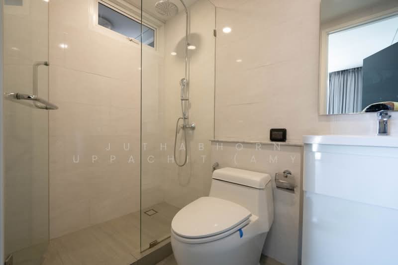 Fullerton Sukhumvit, Bangkok, Sukhumvit Road, Khlong Tan Nua, Watthana, Bangkok, 3 Bedrooms, 132 sqm, Condo For Rent, by Juthabhorn Uppachit (Amy), 500281900 - DDproperty.com