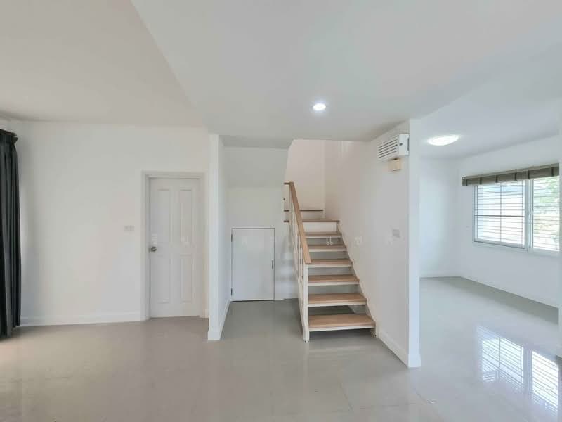The Village 2 Bangna km.8, Samut Prakan, Soi Mahachai, Bang Na-Trat Road, Bangphli Yai, Bang Plee, Samut Prakan, 3 Bedrooms, 132 sqm, Townhouse For Sale, by Rinrada Saelee, 500281954 - DDproperty.com
