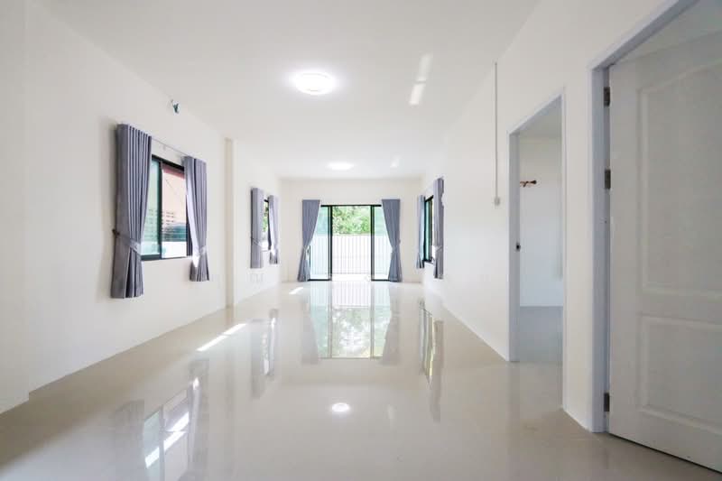 Modern 2 Bedroom House in Sansai for Sale, Chiang Mai, San Sai Noi, San Sai, Chiang Mai, 2 Bedrooms, 120 sqm, Single Detached House For Sale, by คุณ รุ่งทิพย์, 500281993 - DDproperty.com