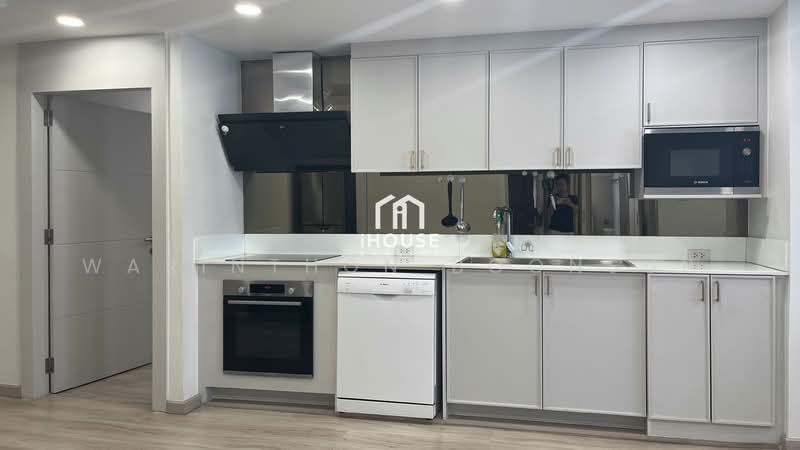 President Park Sukhumvit 24, Bangkok, 99 Sukhumvit 24 Alley, Khlongtoei Nua, Watthana, Bangkok, 4 Bedrooms, 223 sqm, Condo For Rent, by Warinthon Boonsup, 500282001 - DDproperty.com