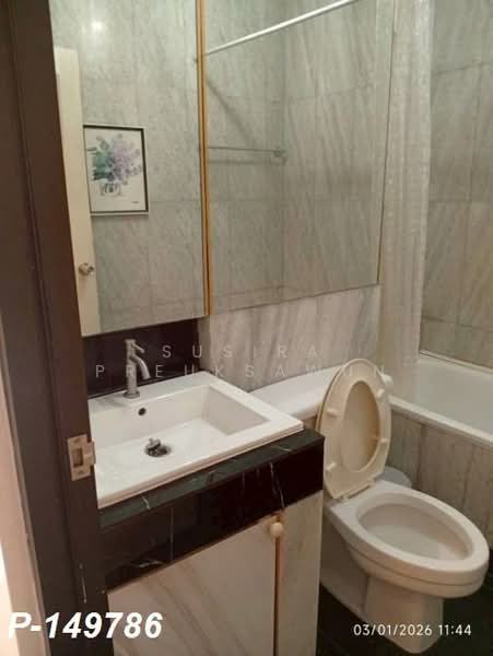 Pipat Place, Bangkok, 37 Soi Sathon 6, Silom, Bang Rak, Bangkok, Studio, 31 sqm, Condo For Rent, by Susira Preuksawun, 500282010 - DDproperty.com