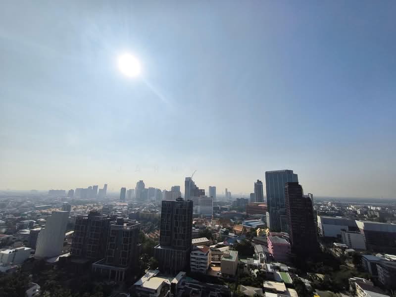Maru Ekkamai 2, Bangkok, 70-5 Sukhumvit 63 Road, Phra Kanong Nua, Watthana, Bangkok, 1 Bedroom, 35 sqm, Condo For Rent, by Jarunat K, 500282047 - DDproperty.com