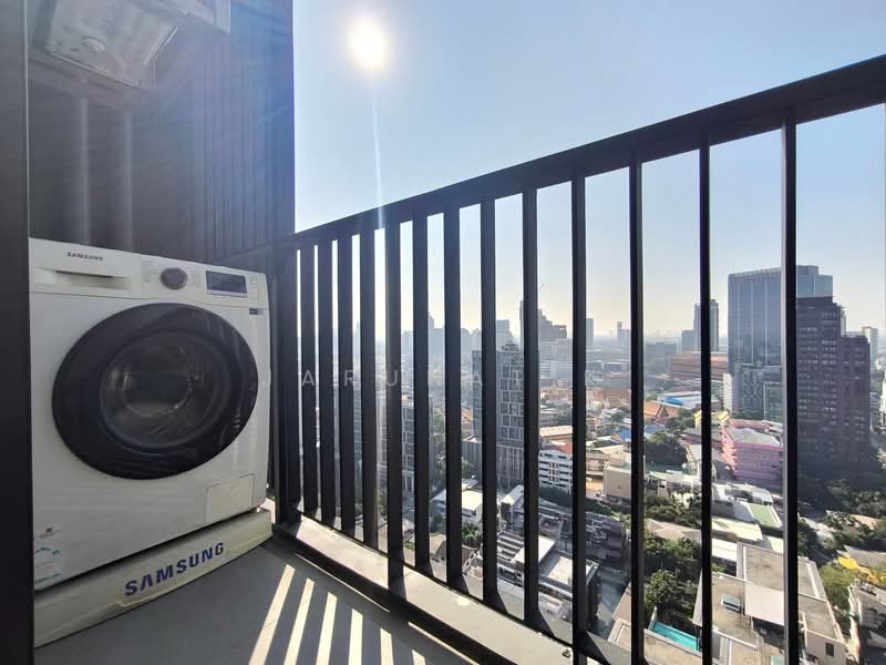 Maru Ekkamai 2, Bangkok, 70-5 Sukhumvit 63 Road, Phra Kanong Nua, Watthana, Bangkok, 1 Bedroom, 35 sqm, Condo For Rent, by Jarunat K, 500282047 - DDproperty.com