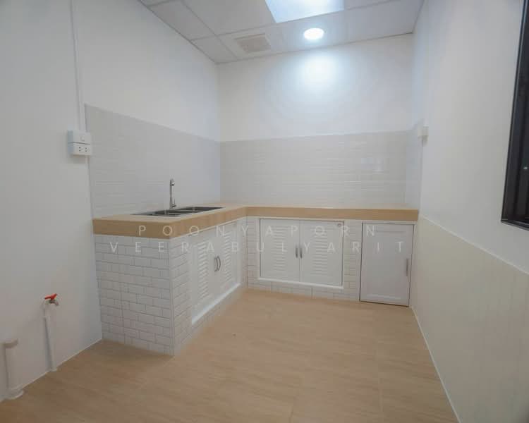 Bua Thong 2 Village, Nonthaburi, 1009 Road, Bang Yai, Bang Yai, Nonthaburi, 3 Bedrooms, 160 sqm, Townhouse For Sale, by Poonyaporn Veerabulyarit, 500282085 - DDproperty.com