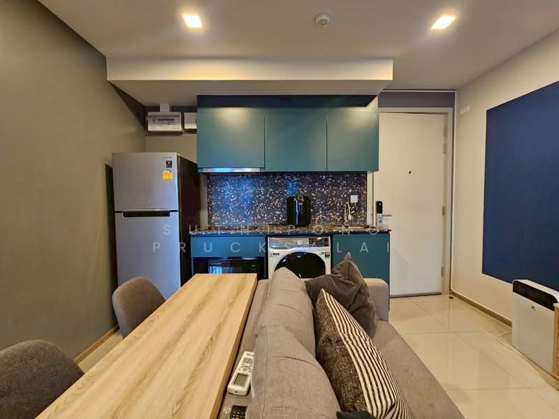 The Base Sukhumvit 50, Bangkok, Soi Roem Charoen 1, Sukhumvit 50 Road, Phra Kanong, Khlong Toei, Bangkok, 2 Bedrooms, 34 sqm, Condo For Rent, by Suthipong Prucksalai, 500282093 - DDproperty.com
