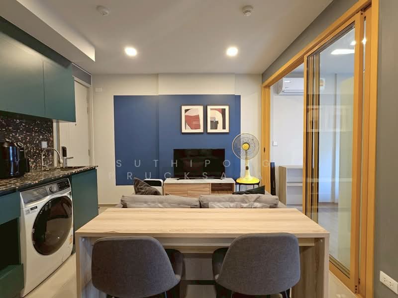 The Base Sukhumvit 50, Bangkok, Soi Roem Charoen 1, Sukhumvit 50 Road, Phra Kanong, Khlong Toei, Bangkok, 2 Bedrooms, 34 sqm, Condo For Rent, by Suthipong Prucksalai, 500282093 - DDproperty.com