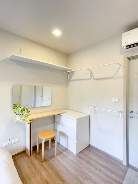 The Base Sukhumvit 50, Bangkok, Soi Roem Charoen 1, Sukhumvit 50 Road, Phra Kanong, Khlong Toei, Bangkok, 1 Bedroom, 32 sqm, Condo For Rent, by Suthipong Prucksalai, 500282093 - DDproperty.com