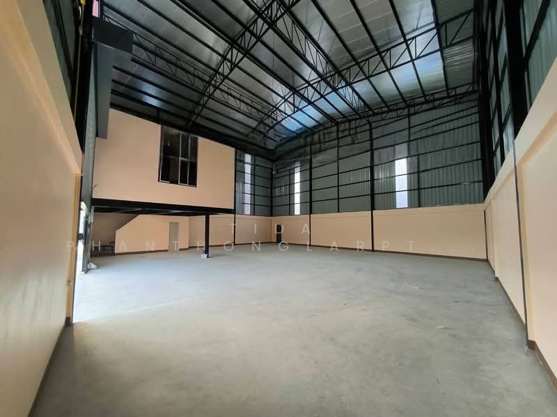 Rental warehouse with office-Lad Krabang Onnuch newly built near the East Ring/Bangna Expressway, Bangkok, Lat Krabang, Lat Krabang, Bangkok, , 300 sqm, Warehouse/Factory For Rent, by Tida phanthonglarptawee, 500282100 - DDproperty.com